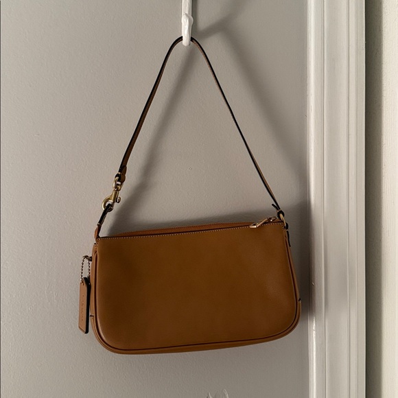 Coach Plaza Bag - Picture 2 of 4